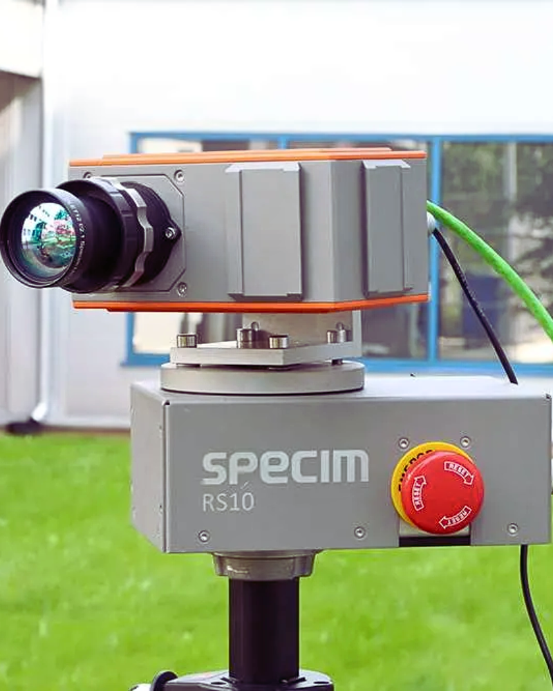 Specim FX camera on RS10 rotary scanner imaging outdoors